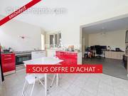 Appartement à SAINT-MACAIRE-EN-MAUGES