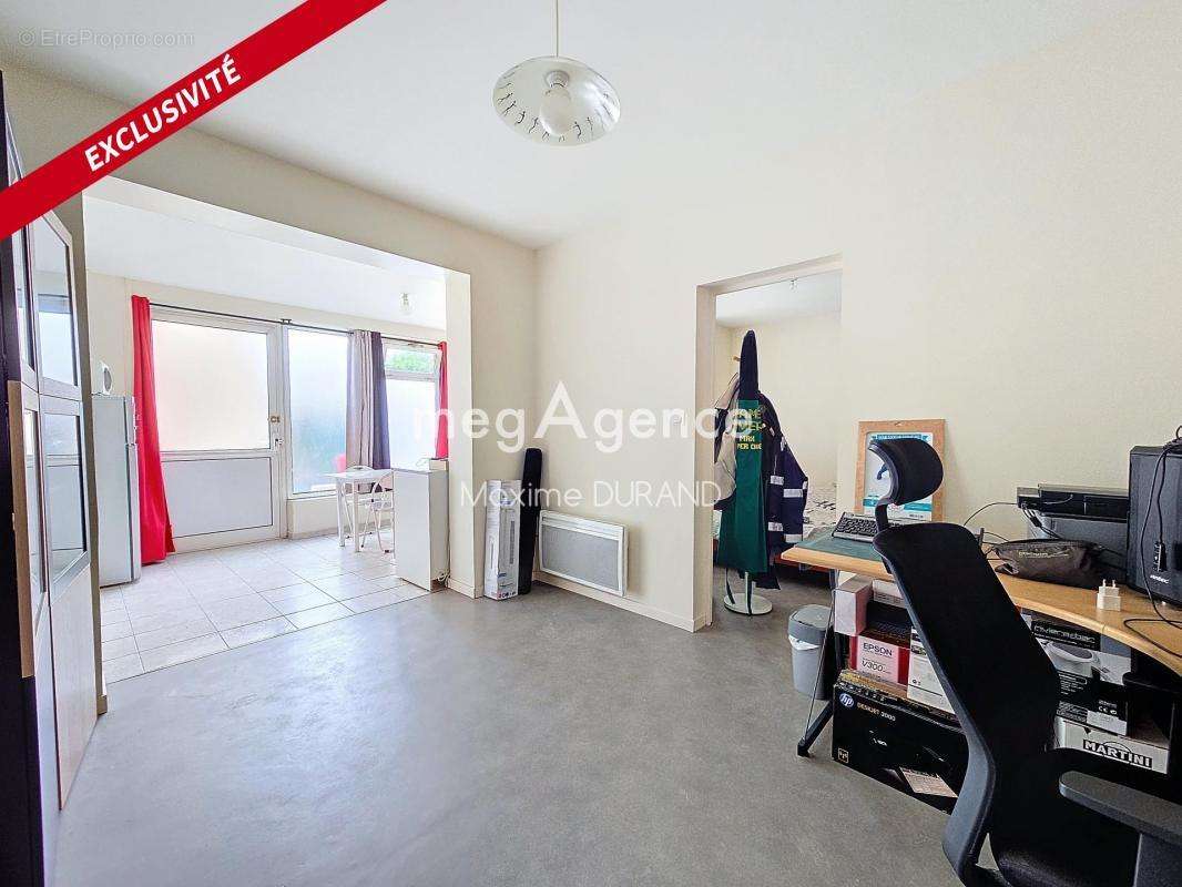 Appartement à SAINT-MACAIRE-EN-MAUGES