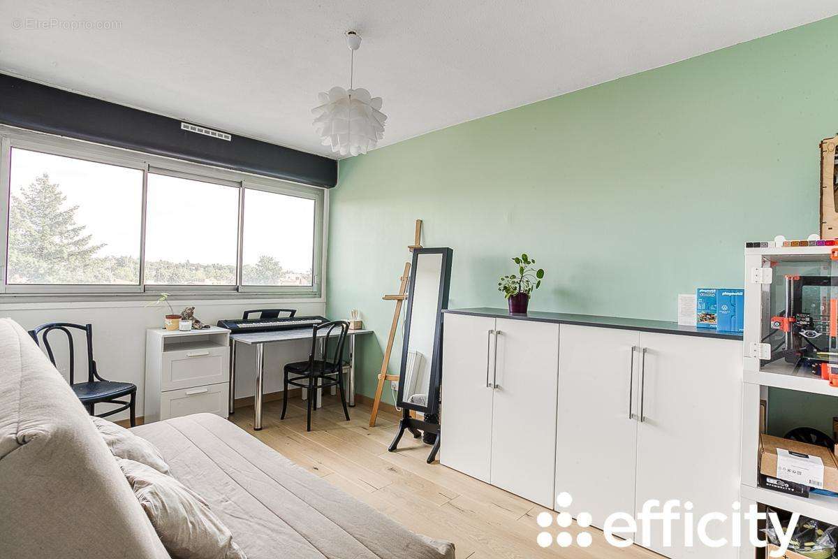 Appartement à SAINTE-FOY-LES-LYON