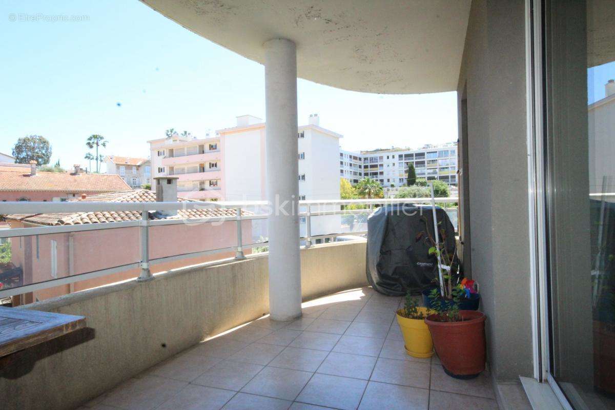 Appartement à CAGNES-SUR-MER