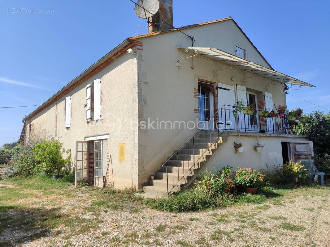 Maison à CAUDECOSTE