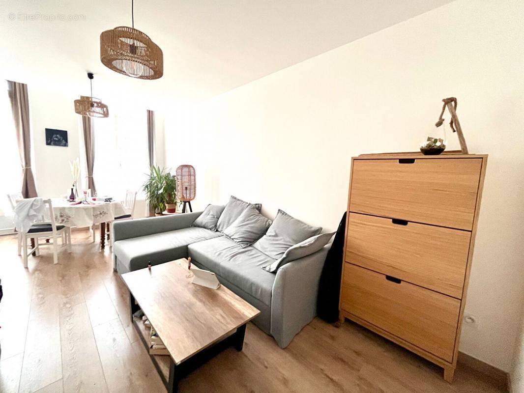 Appartement à SAINT-ETIENNE