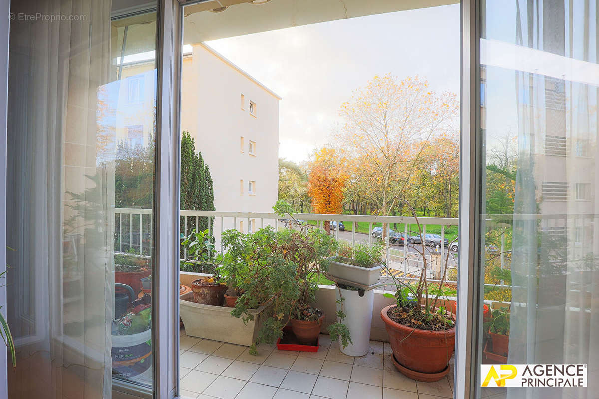 Appartement à MAISONS-LAFFITTE