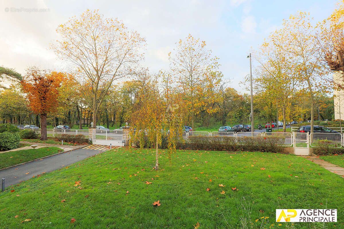 Appartement à MAISONS-LAFFITTE