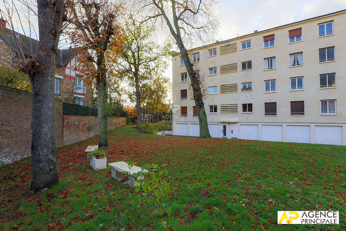 Appartement à MAISONS-LAFFITTE