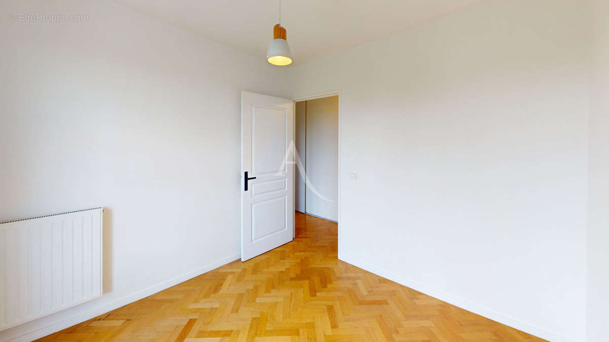 Appartement à MAISONS-ALFORT