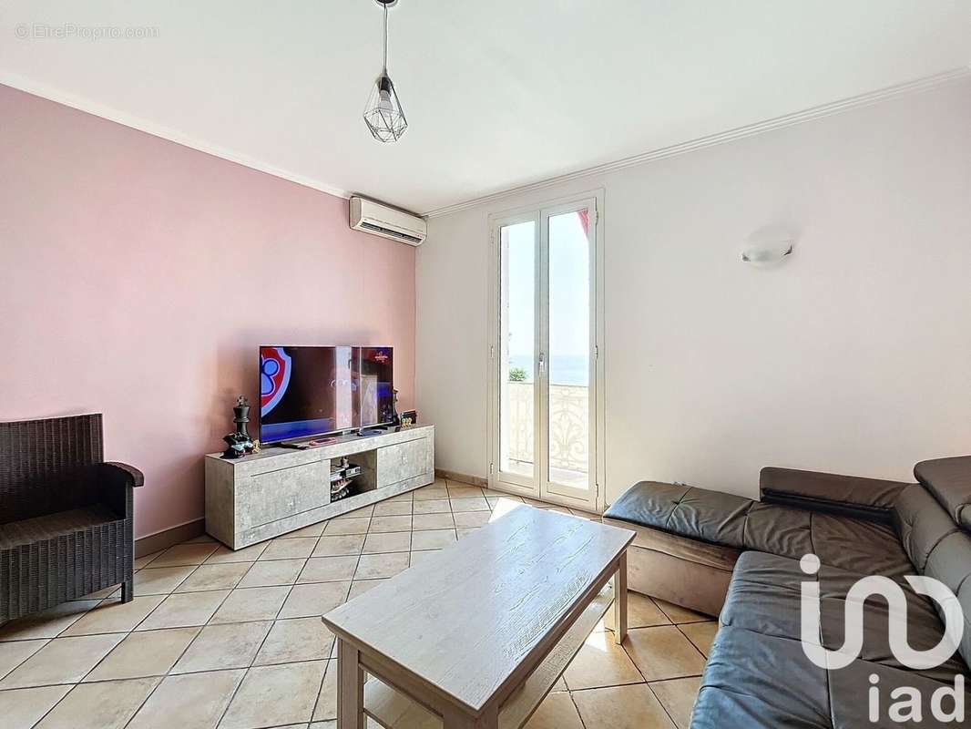 Photo 4 - Appartement à ROQUEBRUNE-CAP-MARTIN