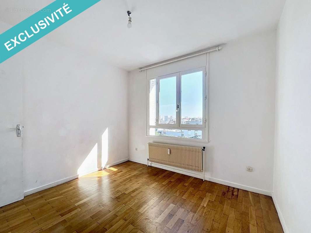 Photo 5 - Appartement à VILLEURBANNE