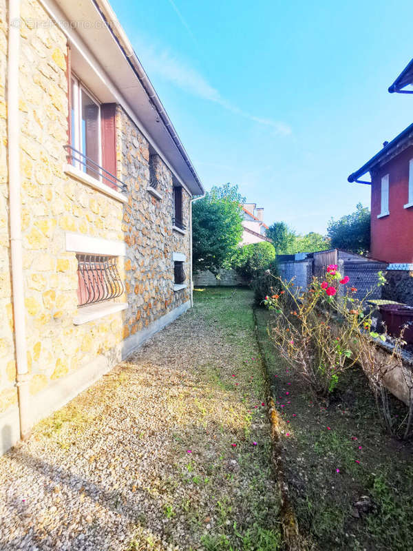 Maison à CHELLES