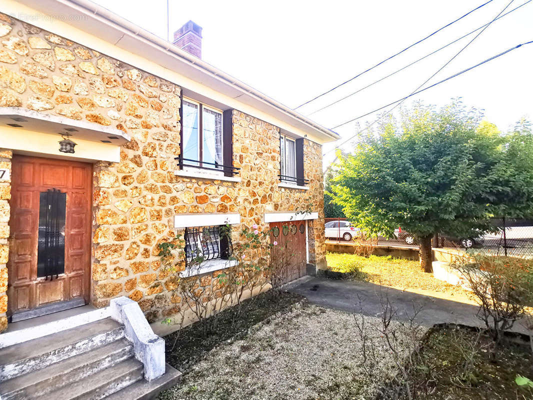 Maison à CHELLES