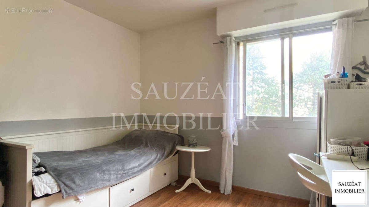 Appartement à BAGNEUX