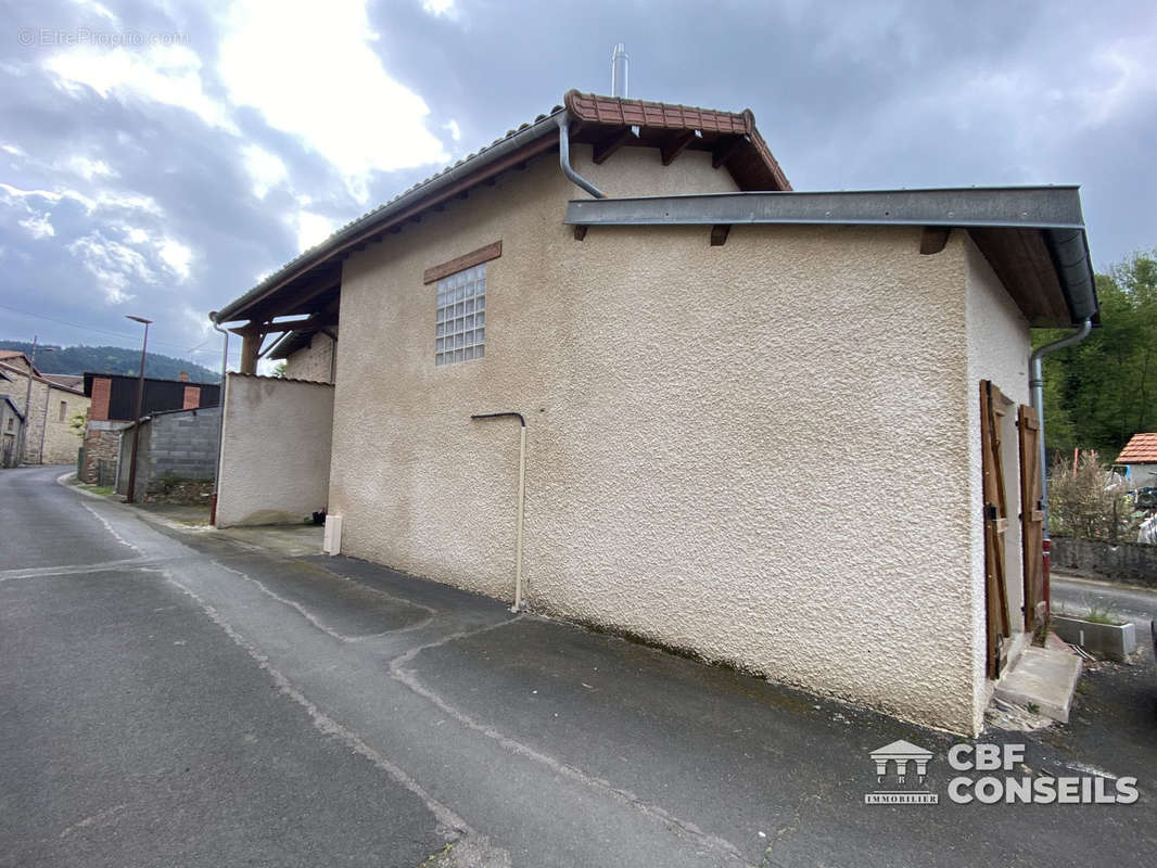 Maison à PUY-GUILLAUME