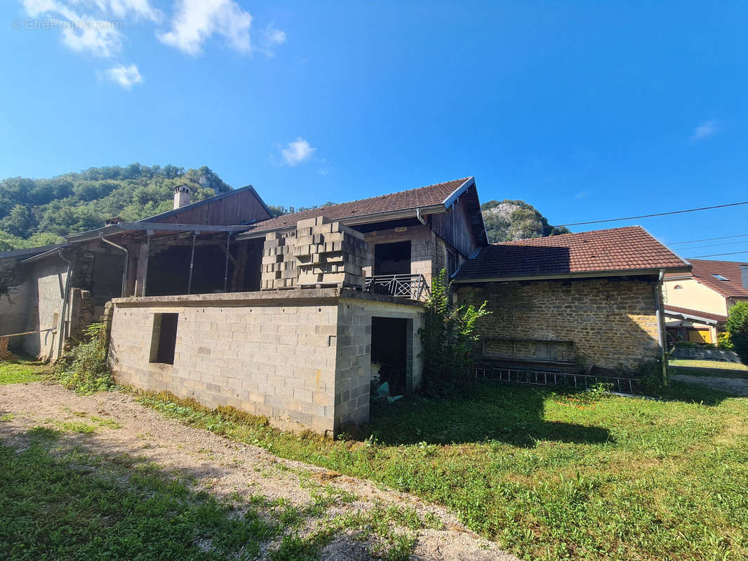 Maison à BAUME-LES-DAMES