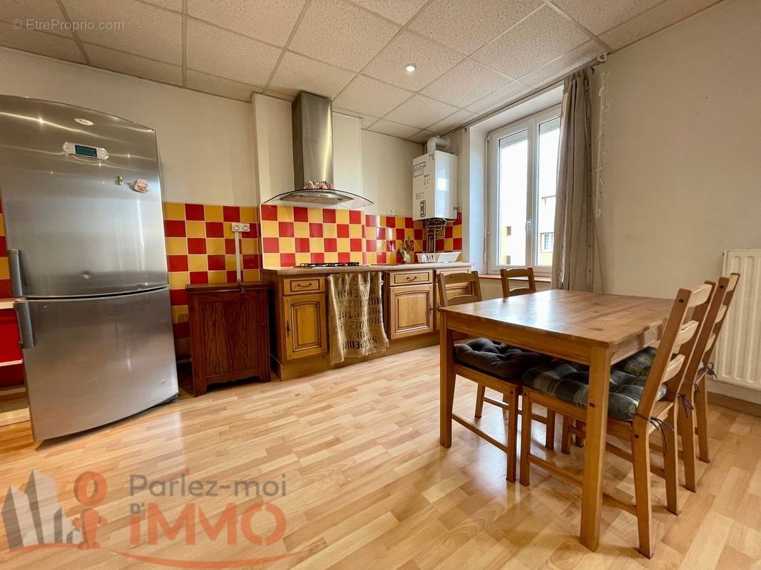 Appartement à SAINT-ETIENNE