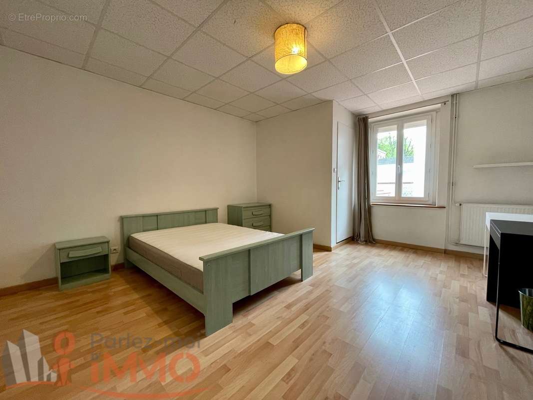 Appartement à SAINT-ETIENNE