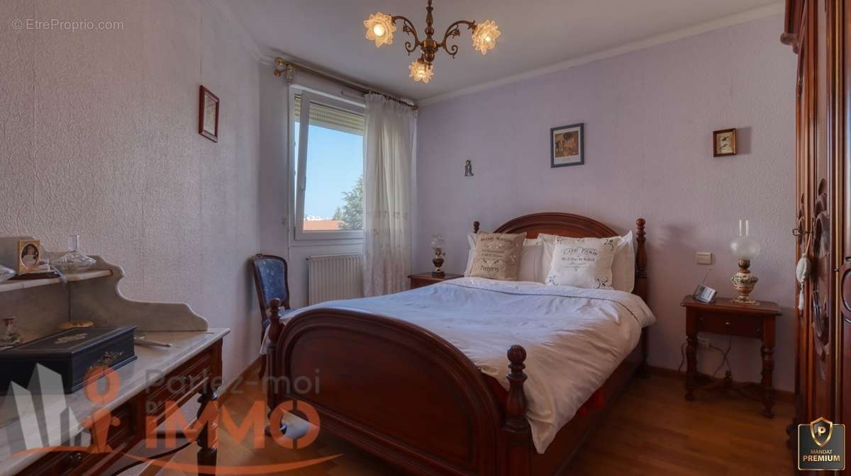 Appartement à SAINT-ETIENNE