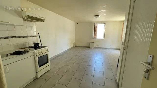 Appartement à VAUJOURS