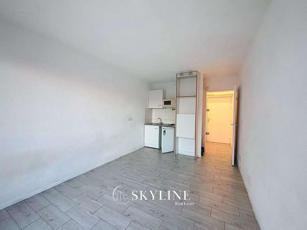 Appartement à MARSEILLE-3E