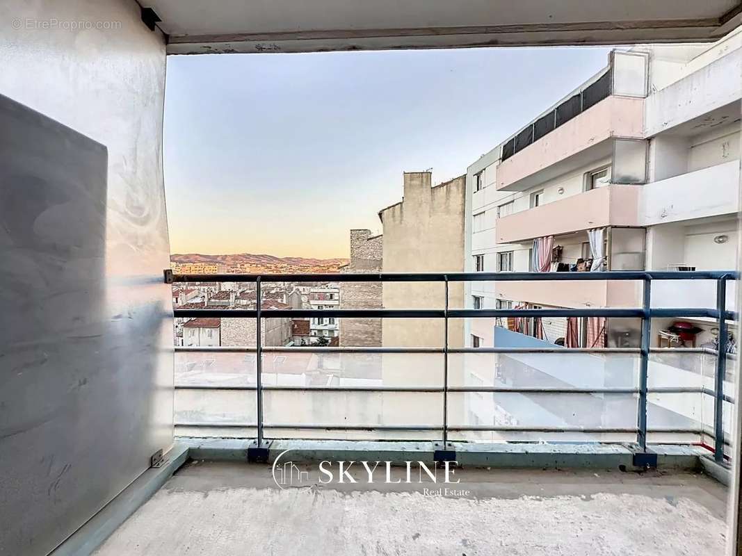 Appartement à MARSEILLE-3E