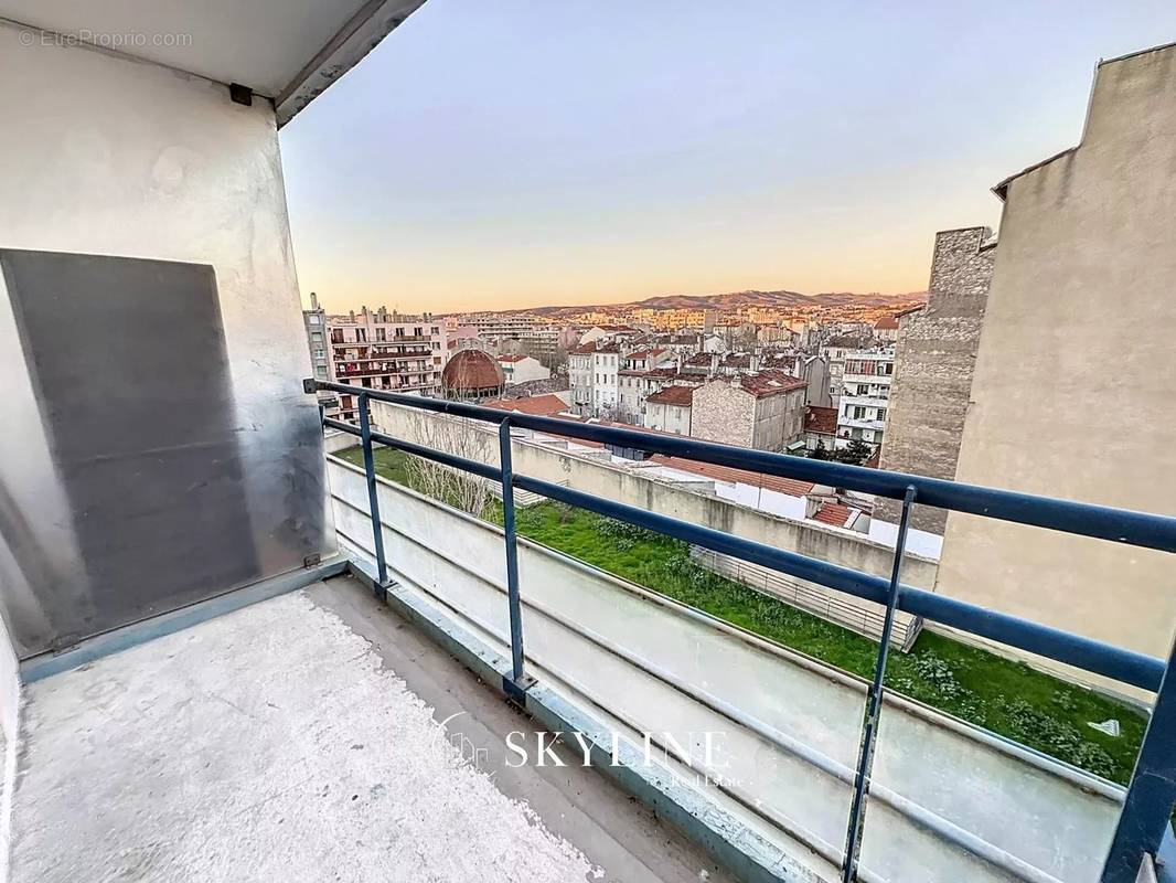 Appartement à MARSEILLE-3E