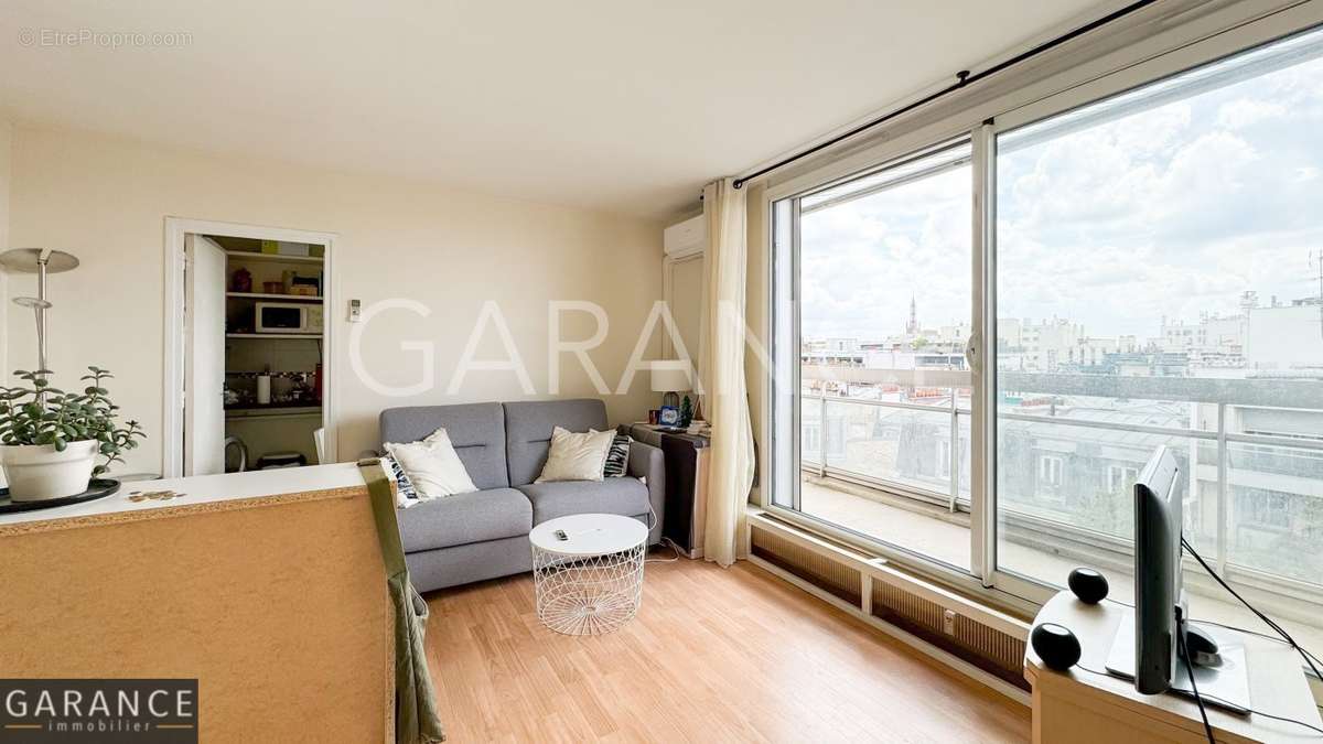 Appartement à PARIS-12E