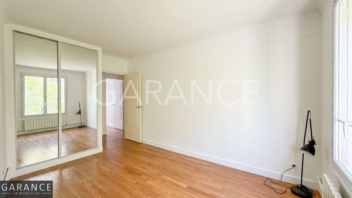 Appartement à PARIS-12E