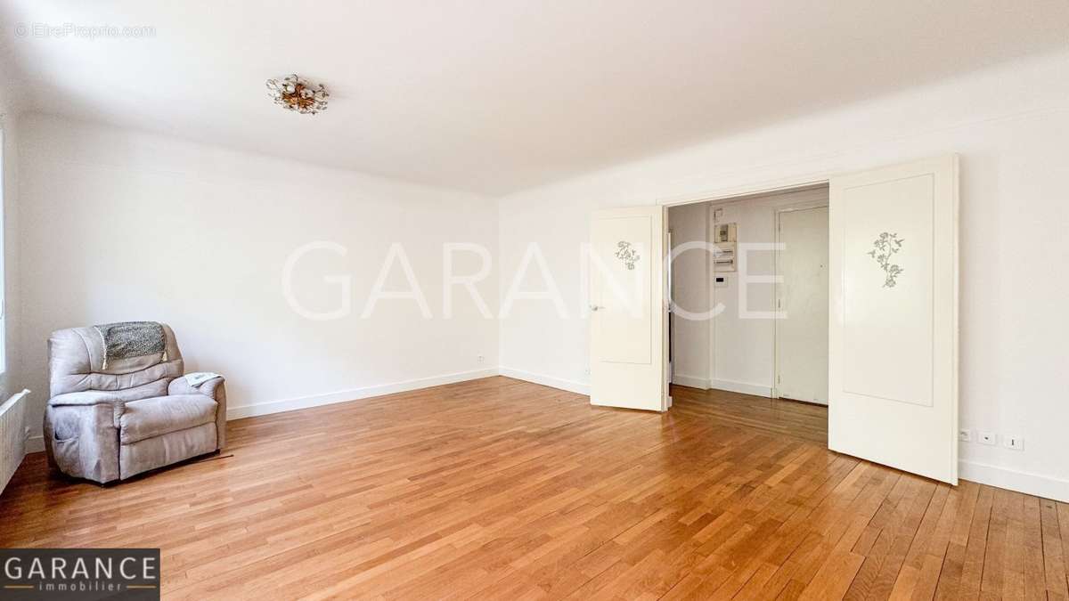 Appartement à PARIS-12E