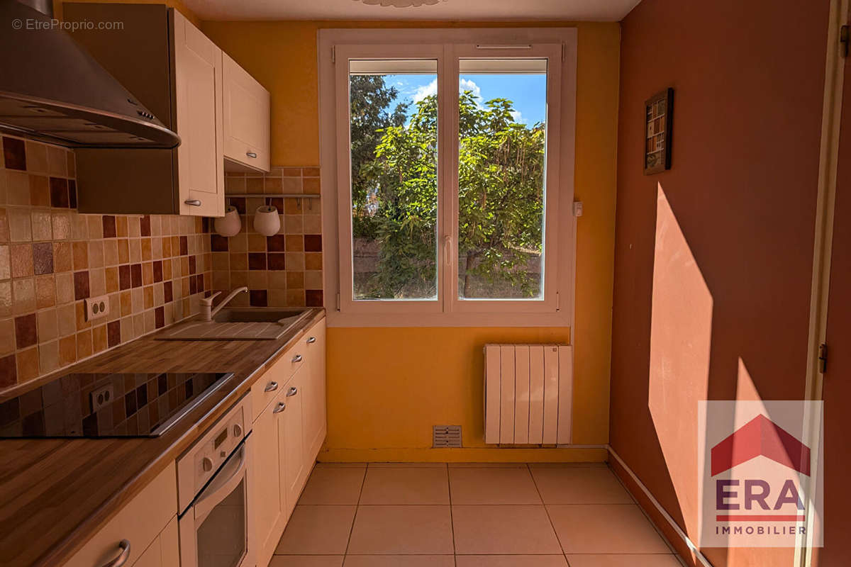 Appartement à BOURG-SAINT-ANDEOL