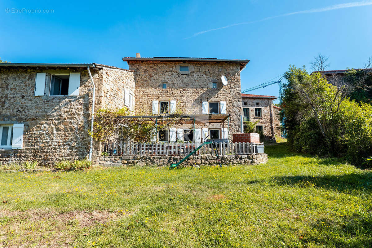 Maison à USSON-EN-FOREZ