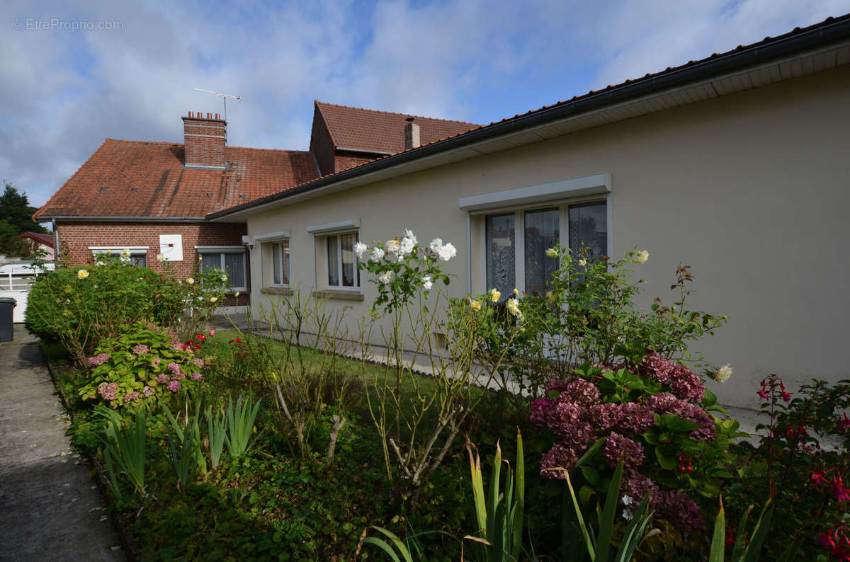 Maison à MARCELCAVE