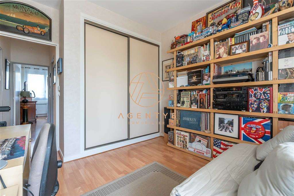 Appartement à NOGENT-SUR-MARNE