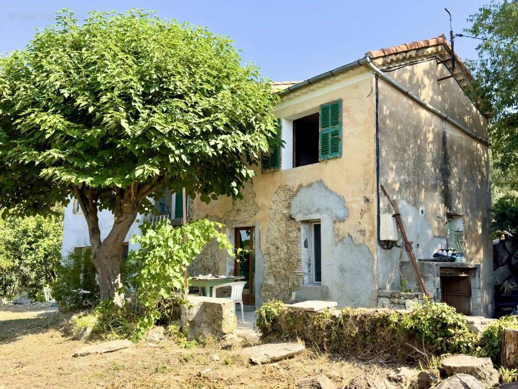 Maison à DRAGUIGNAN