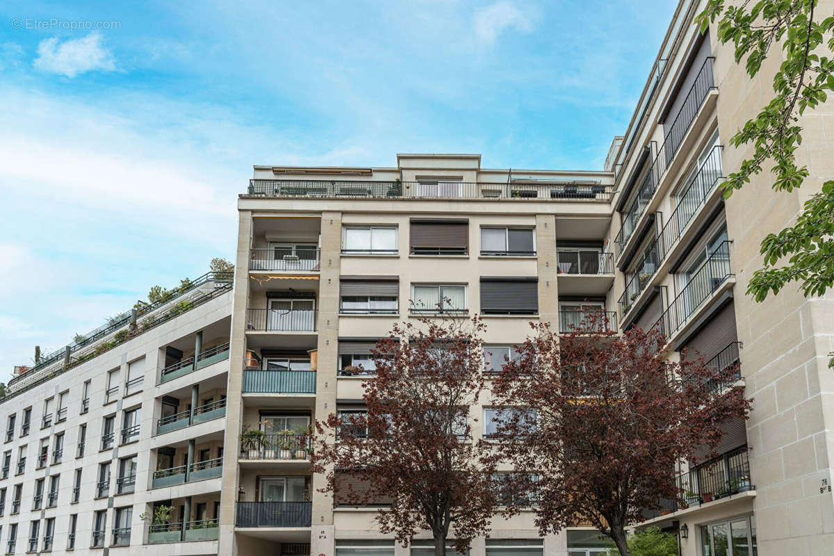 Appartement à BOULOGNE-BILLANCOURT