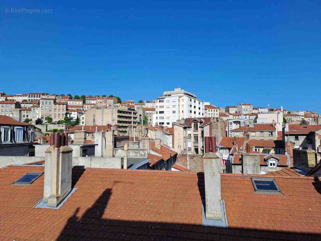 Appartement à SAINT-ETIENNE