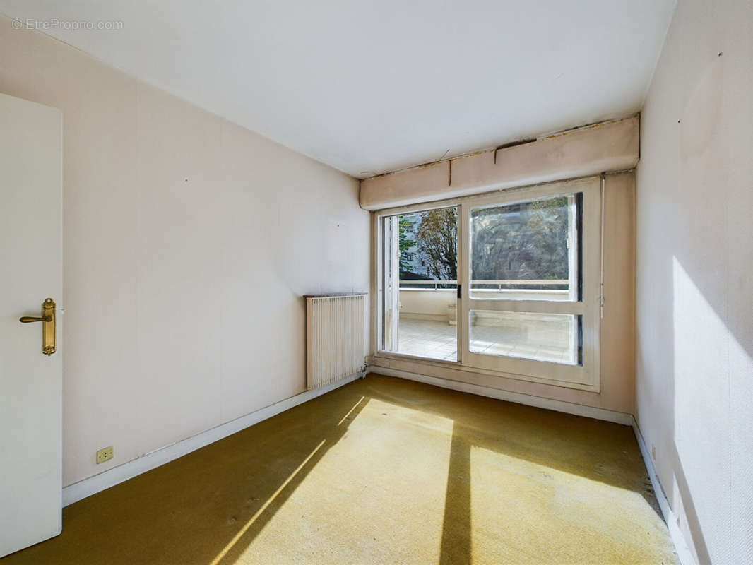 Appartement à PARIS-20E