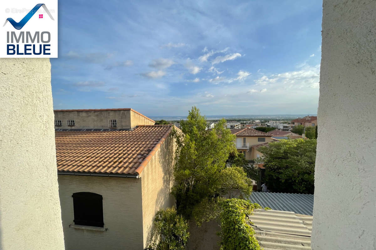 Maison à CHATEAUNEUF-LES-MARTIGUES