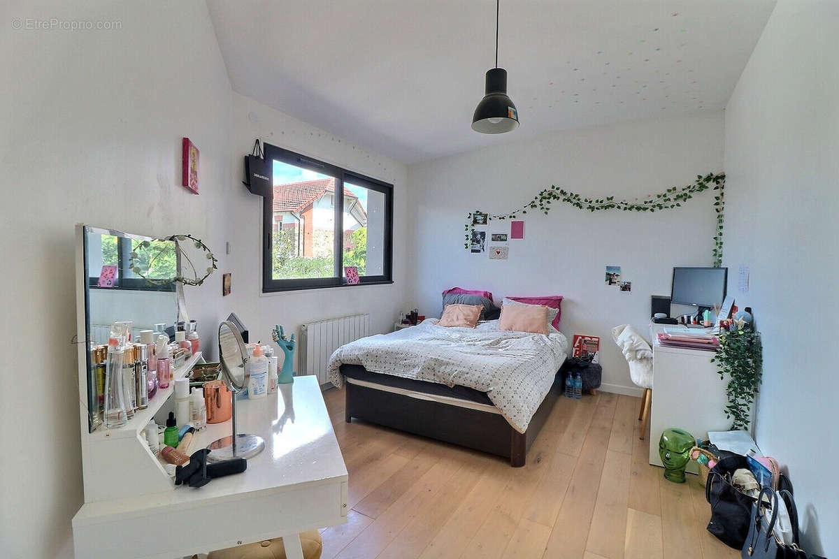 Appartement à RUEIL-MALMAISON