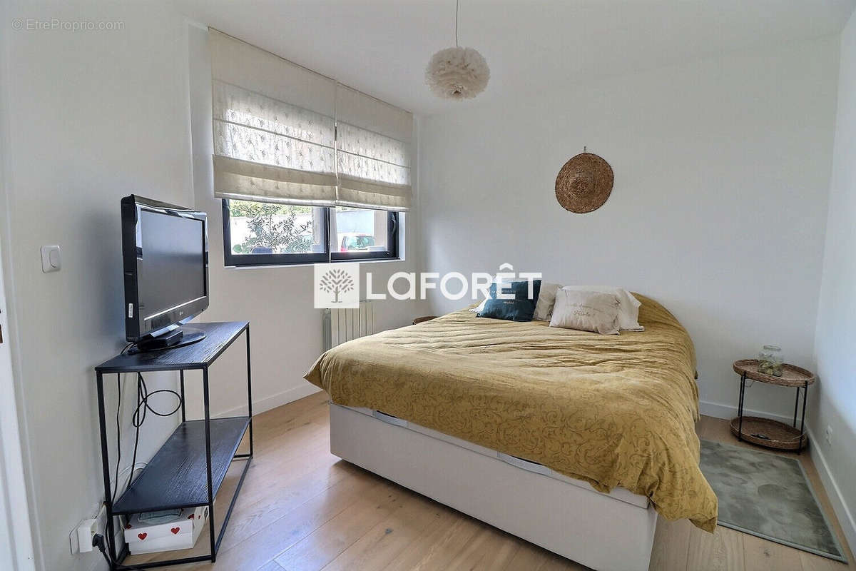 Appartement à RUEIL-MALMAISON