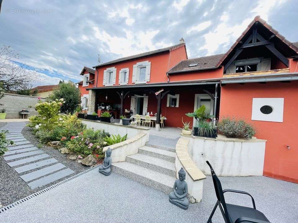 Maison,5 chambres, st vallier, montceau, piscine - Maison à SAINT-VALLIER