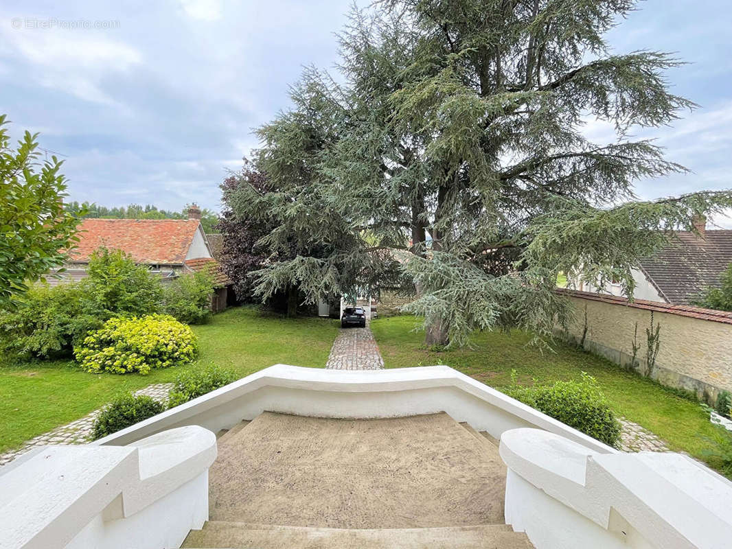 Maison à CHAUMONT-EN-VEXIN