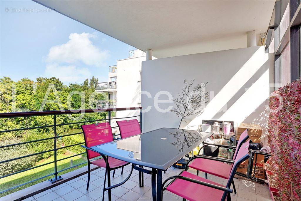 Appartement à ISSY-LES-MOULINEAUX