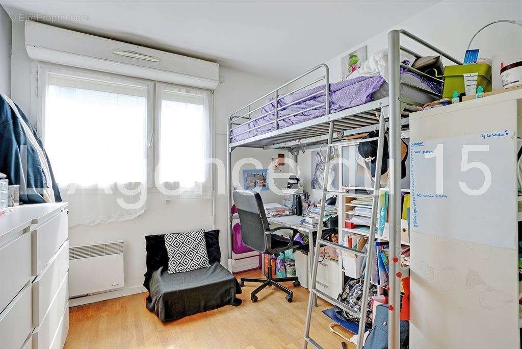 Appartement à ISSY-LES-MOULINEAUX