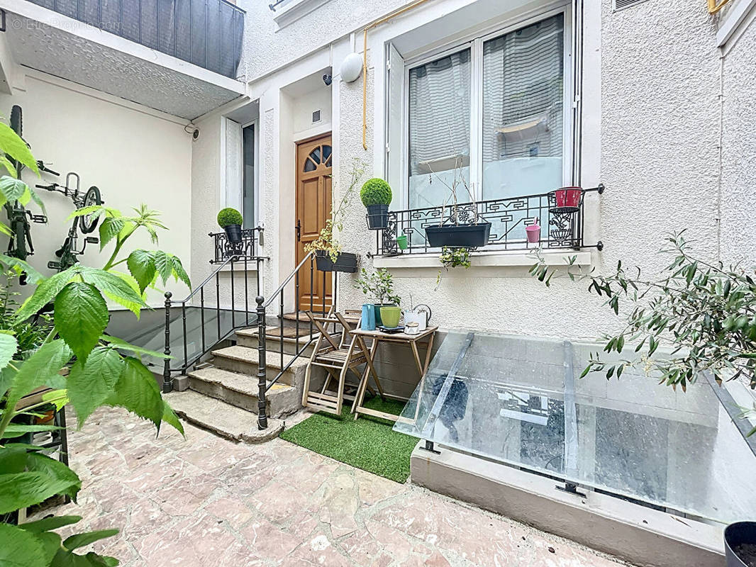 Appartement à MAISONS-ALFORT