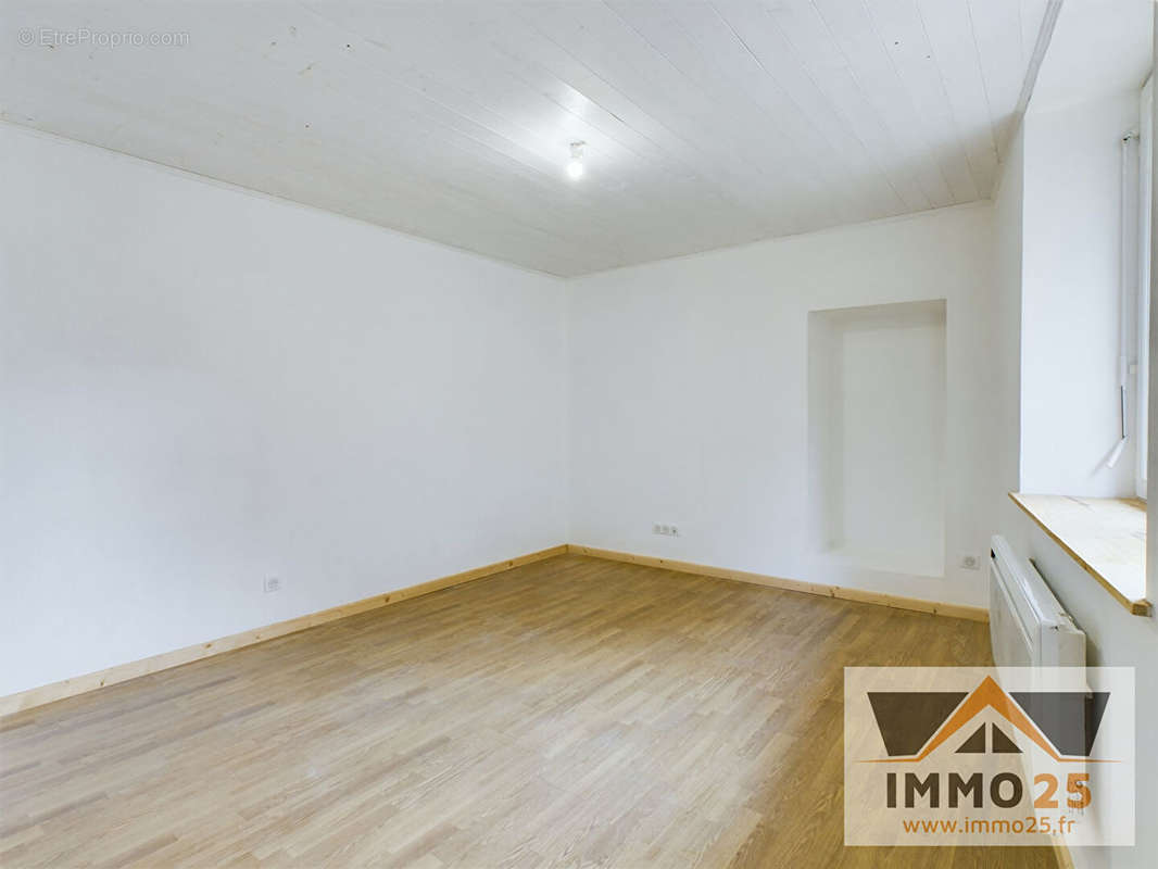 Appartement à PONTARLIER