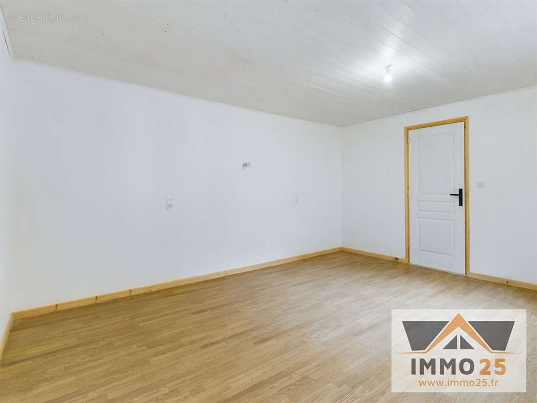 Appartement à PONTARLIER