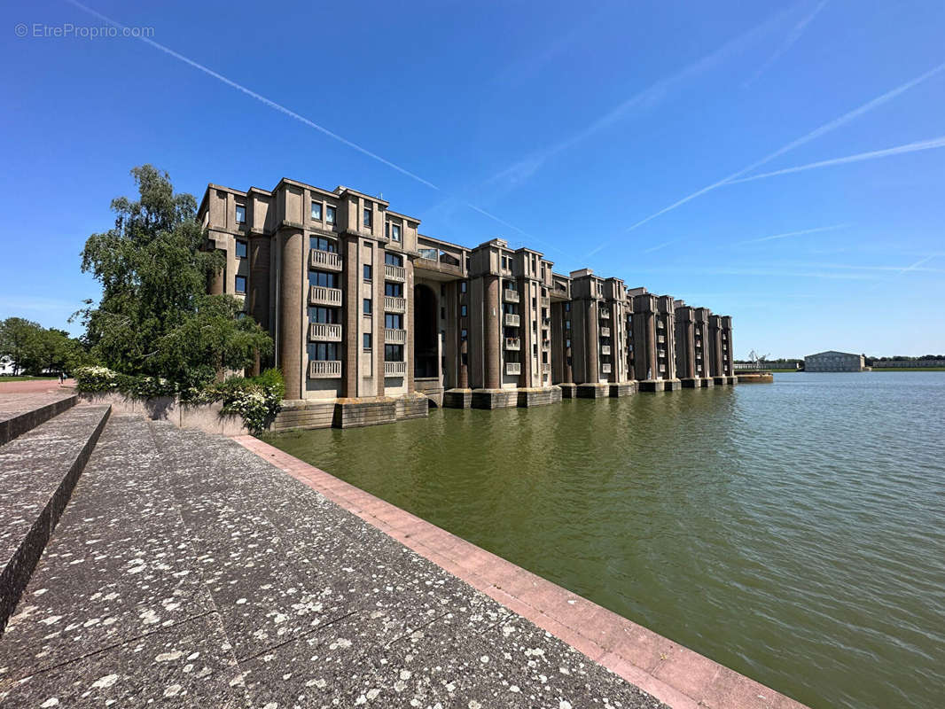 Appartement à MONTIGNY-LE-BRETONNEUX