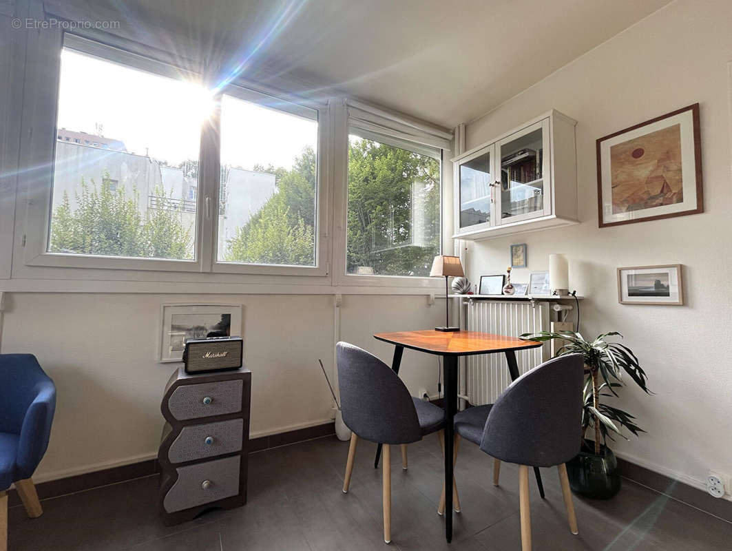 Appartement à PARIS-20E