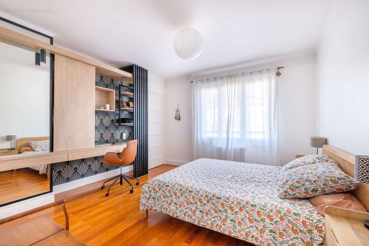 Appartement à LYON-8E