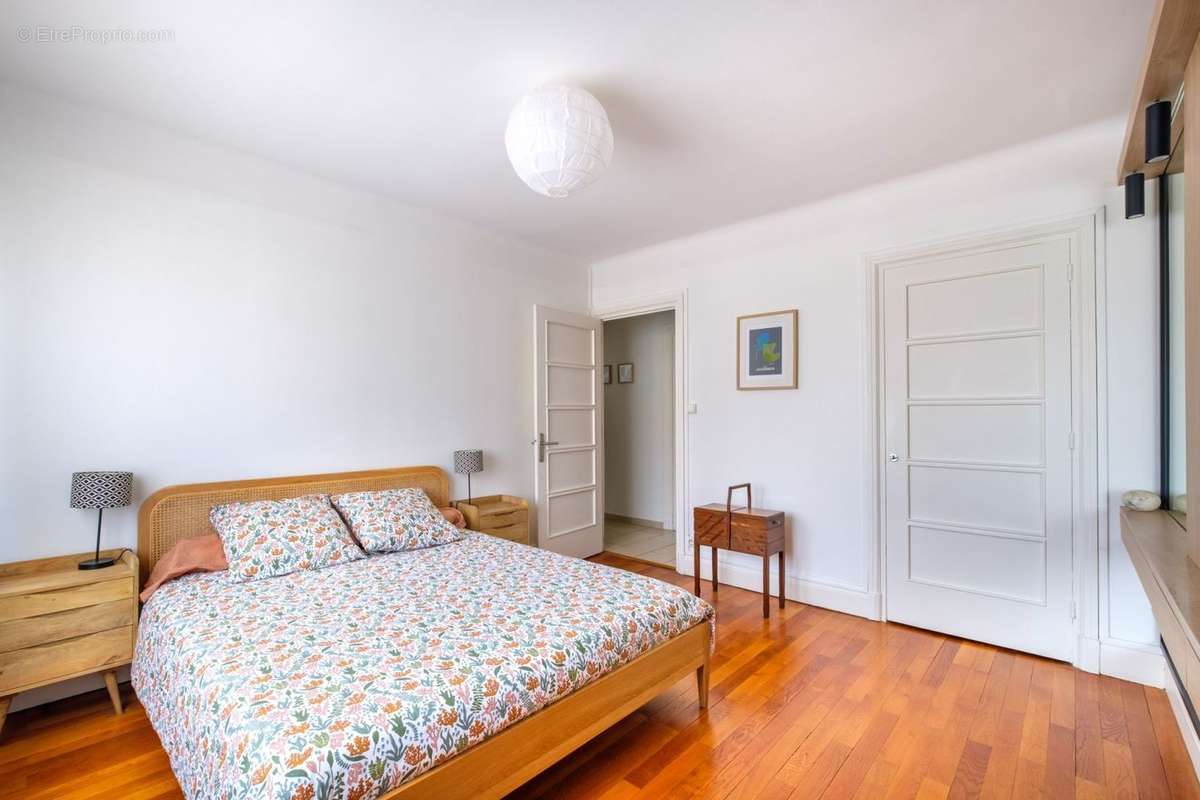 Appartement à LYON-8E