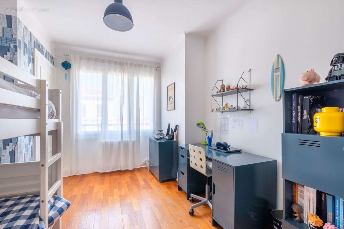 Appartement à LYON-8E